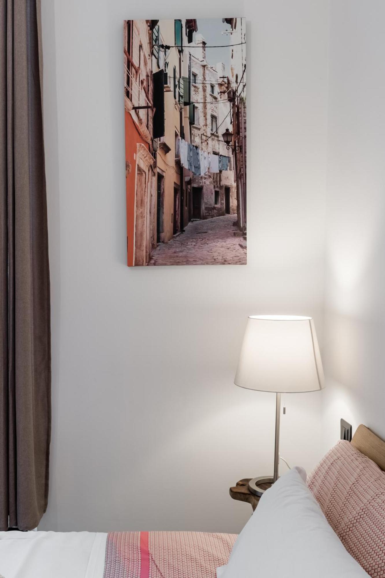 Acquario 5 Minuti, 1Br , Free A-C, Wifi & Netflix "City Center" By Tilo Janov Exteriér fotografie
