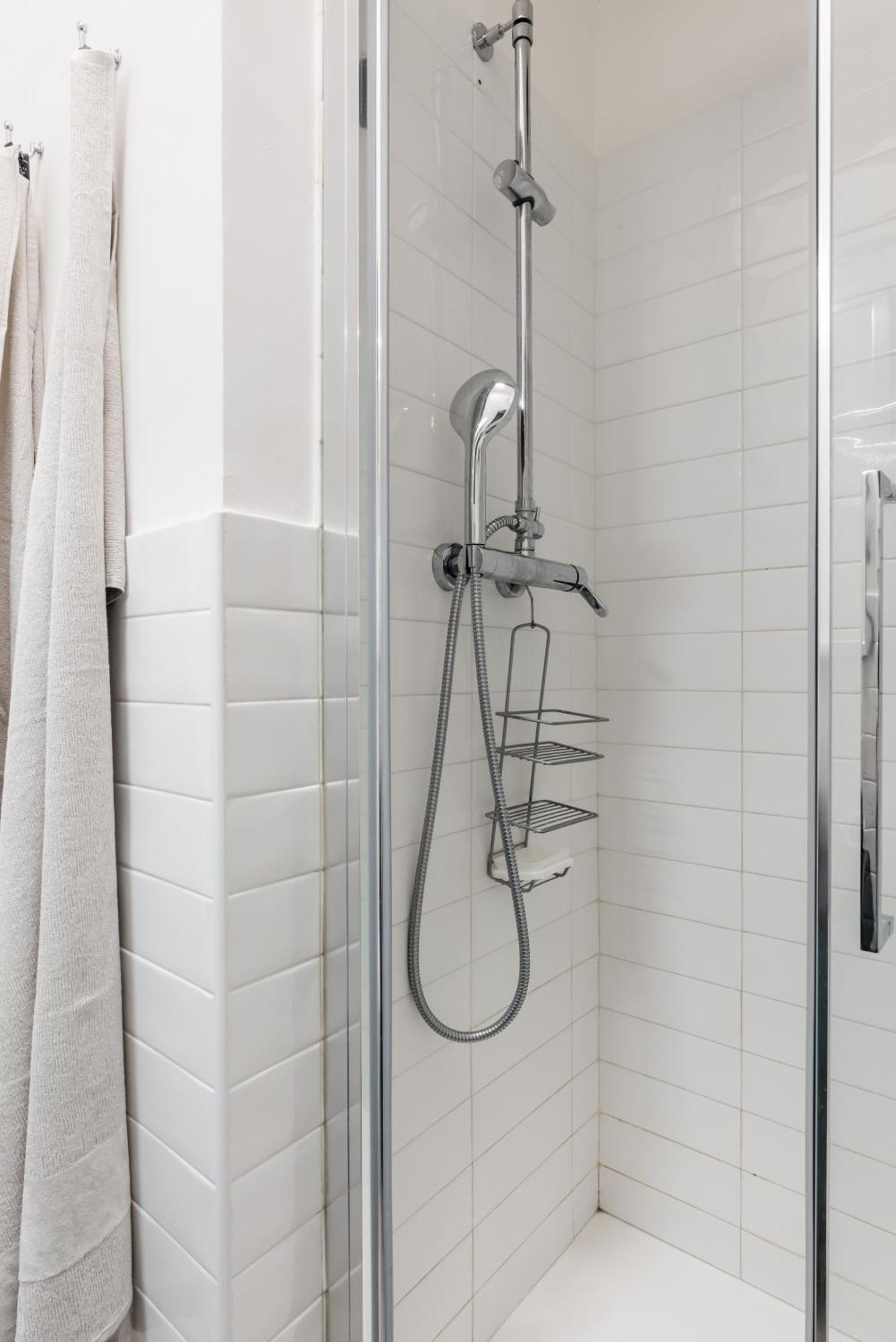 Acquario 5 Minuti, 1Br , Free A-C, Wifi & Netflix "City Center" By Tilo Janov Exteriér fotografie